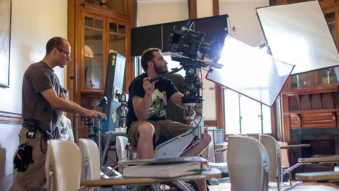 Kameramann bei der Arbeit – LANIZMEDIA Filmproduktion