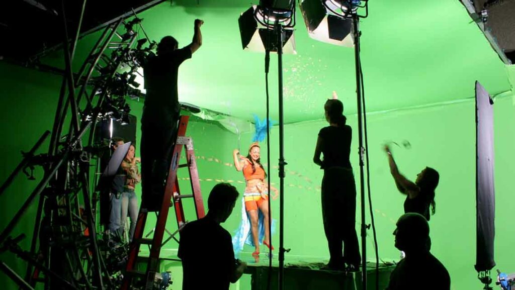 Record high-quality online courses with LANIZMEDIA’s green screen studio in Munich. Book now