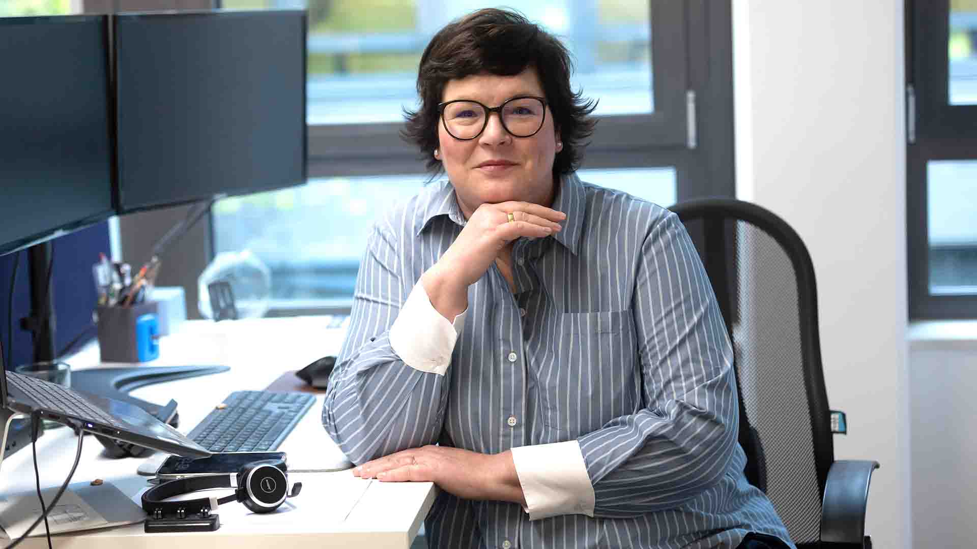 Spezialist für Video-Interviews. LANIZMEDIA GMBH in München: Perfekter Ton & Licht für Ihr Interview. Profitieren Sie von unserer langjährigen Erfahrung.