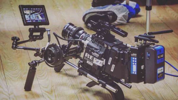 Studio für TV-Produktion München mit Tageslicht-Beleuchtung