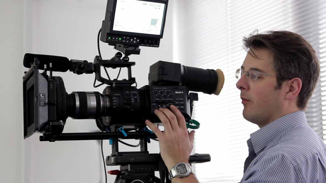 Filmset mit Profi-Equipment – LANIZMEDIA München